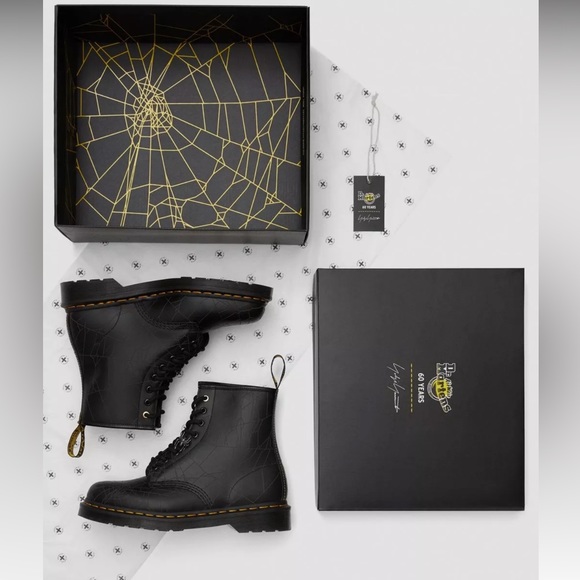 DR. MARTENS X YOHJI YAMAMOTO 1460 Remastered- sz. US 11M/12L - Picture 9 of 16